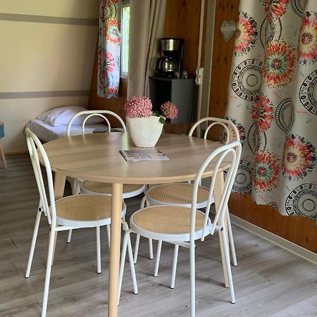 Vion  Camping Calme Et Nature Iserand מראה חיצוני תמונה