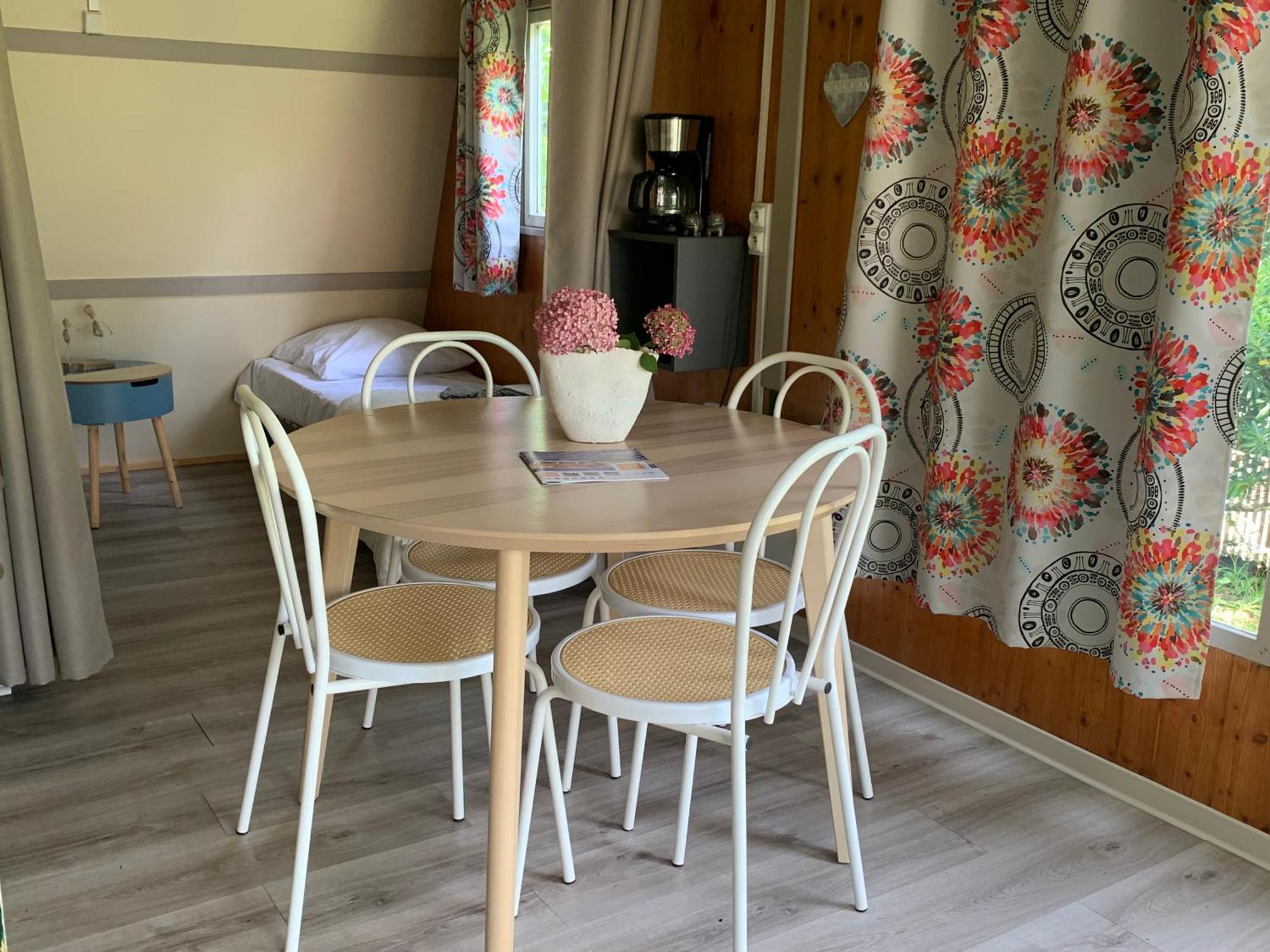 Vion  Camping Calme Et Nature Iserand מראה חיצוני תמונה